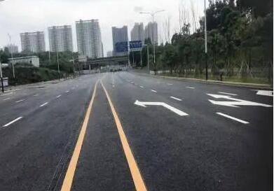 蘇州道路劃線分析，可變車道是什么意思？可變導(dǎo)向車道是可變車道嗎？