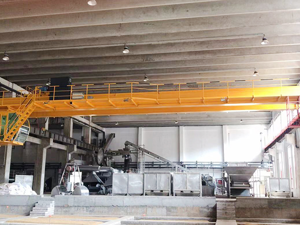 單梁行車廠家5 - 副本.jpg